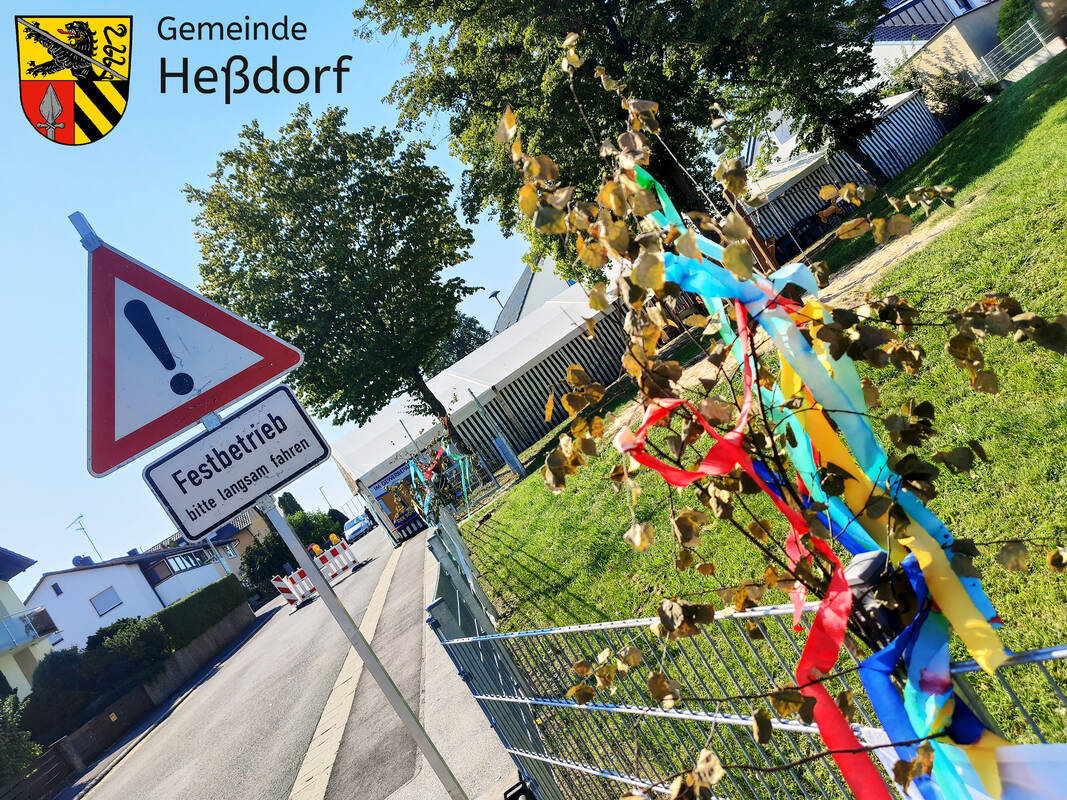 Kerwa in Heßdorf - Schild Festbetrieb